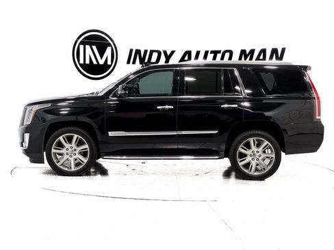 Used 2019 Cadillac Escalade Luxury image 7