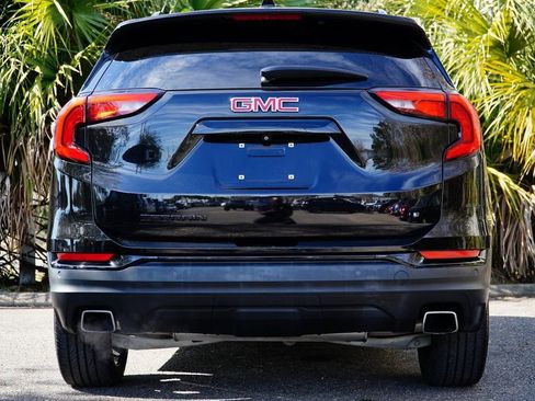 Used 2019 GMC Terrain SLT w/ Preferred Package FWD image 6