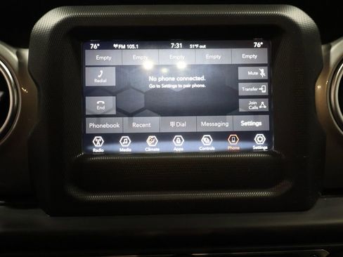 Used 2021 Jeep Wrangler Unlimited Sahara image 24