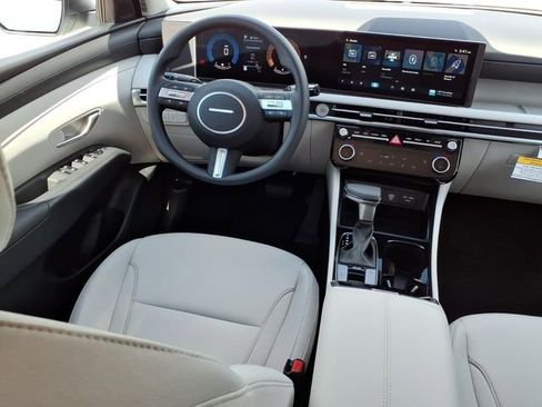 New 2026 Hyundai Tucson SEL FWD image 4