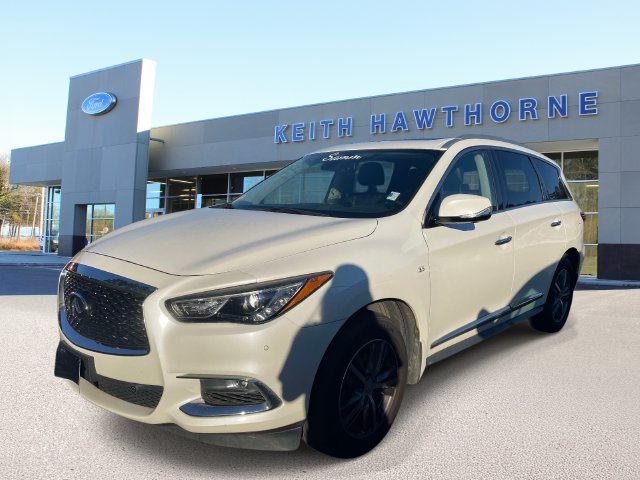 Used 2019 INFINITI QX60 Luxe w/ Essential Package AWD/4WD image 3