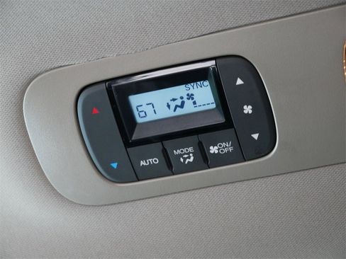 Used 2023 Honda Odyssey Elite image 16