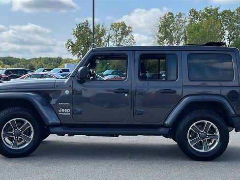 Used 2020 Jeep Wrangler Unlimited Sahara w/ Safety Group image 8