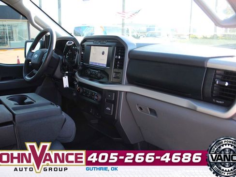 Used 2021 Ford F150 XLT w/ Trailer Tow Package image 16