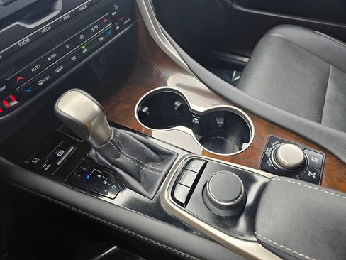 Used 2017 Lexus RX 350 AWD image 32