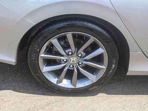 Used 2020 Honda Civic EX-L image 11