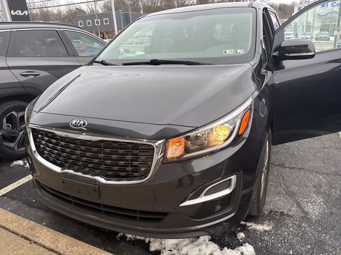 Used 2020 Kia Sedona EX image 25