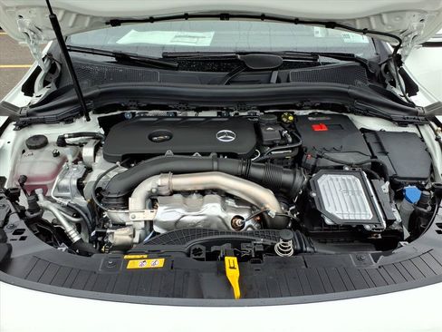Used 2026 Mercedes-Benz GLA 250 4MATIC image 12