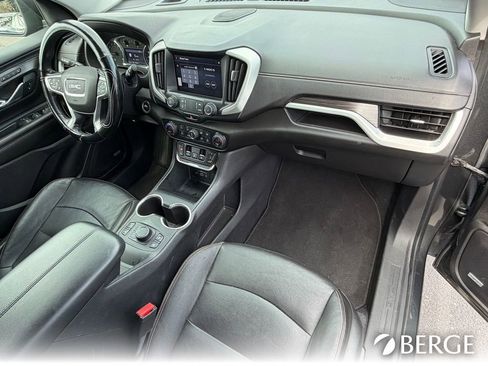 Used 2021 GMC Terrain SLT w/ Infotainment Package II image 12