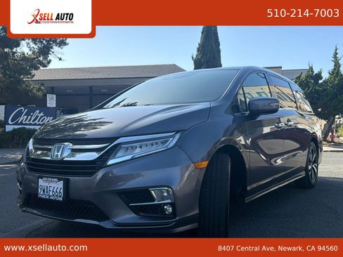 Used 2018 Honda Odyssey Elite image 3