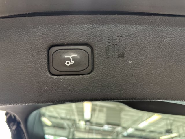 Used 2024 Ford Edge SEL w/ Convenience Package AWD/4WD image 31