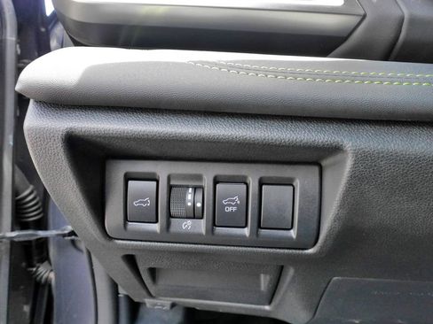 Used 2023 Subaru Outback Onyx Edition AWD/4WD image 25