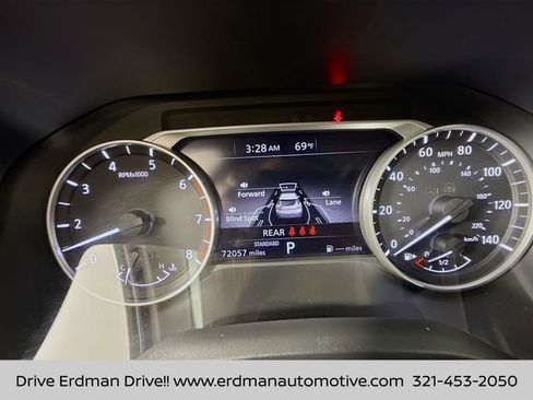 Certified 2022 Nissan Rogue SV image 17