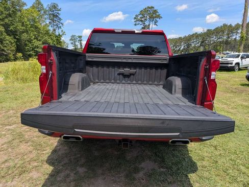 Used 2023 Chevrolet Silverado 1500 RST AWD/4WD image 13