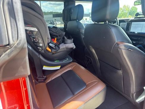 Used 2023 Ford Bronco Outer Banks AWD/4WD image 39