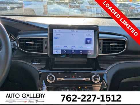 Used 2022 Ford Explorer Limited w/ Equipment Group 301A image 20