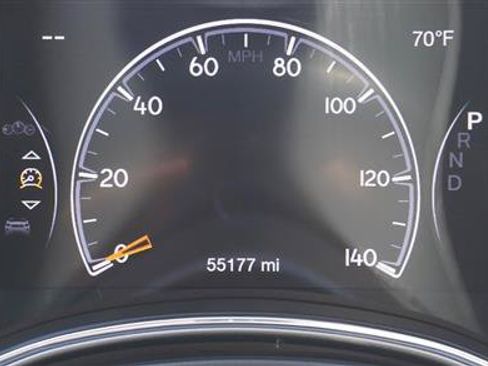 Used 2018 Jeep Grand Cherokee Laredo AWD/4WD image 14