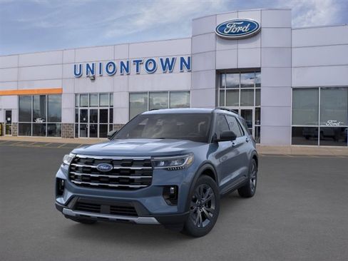 New 2026 Ford Explorer Active w/ Active Comfort Package AWD/4WD image 2