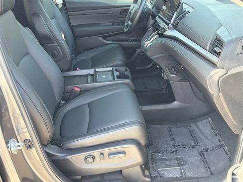 Used 2025 Honda Odyssey EX-L image 12