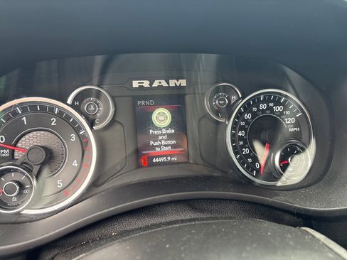 Used 2024 RAM 2500 Big Horn image 4