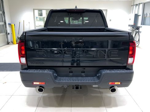 New 2026 Honda Ridgeline Black Edition image 7