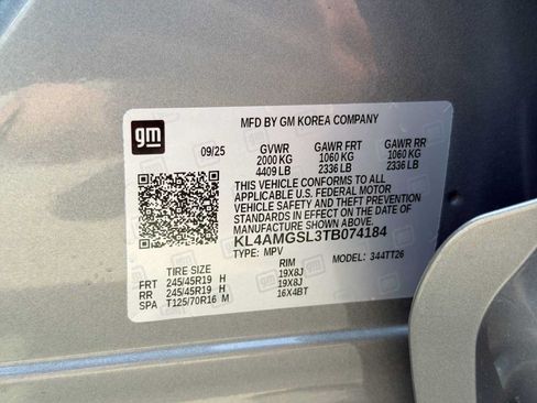 Used 2026 Buick Encore GX Avenir w/ Avenir Technology Package AWD/4WD image 31