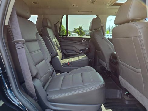 Used 2019 GMC Yukon Denali w/ Denali Ultimate Package AWD/4WD image 29
