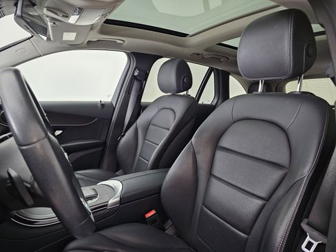 Used 2021 Mercedes-Benz GLC 300 GLC 300 image 8