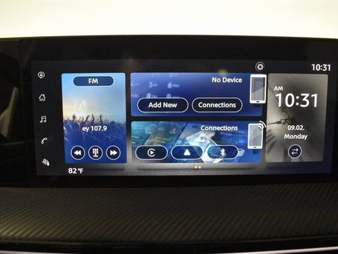 Certified 2025 Nissan Kicks SR w/ Illumination Package image 19