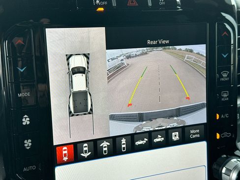 Used 2024 RAM 3500 Limited image 17