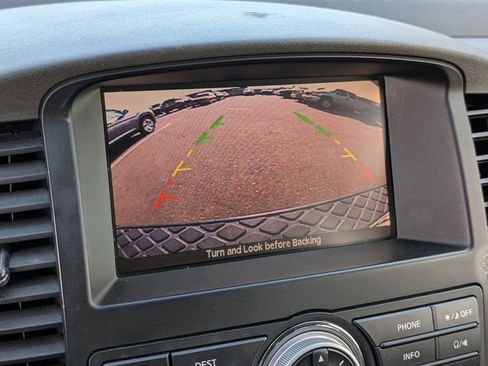 Used 2012 Nissan Pathfinder LE image 27