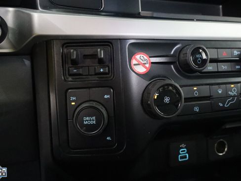 Used 2025 Ford F250 XLT image 20