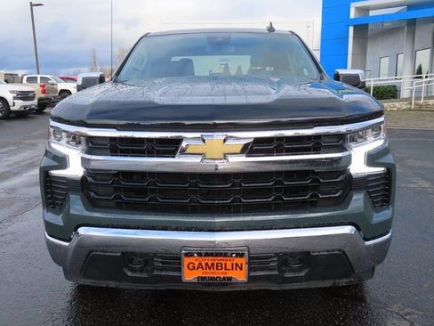 Used 2025 Chevrolet Silverado 1500 LT AWD/4WD image 2