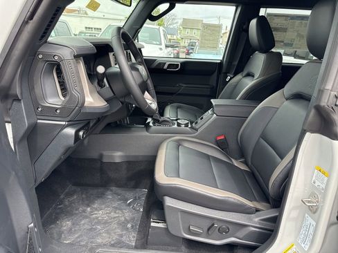 New 2026 Ford Bronco Outer Banks AWD/4WD image 7