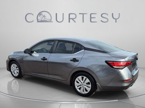Certified 2024 Nissan Sentra S FWD image 5