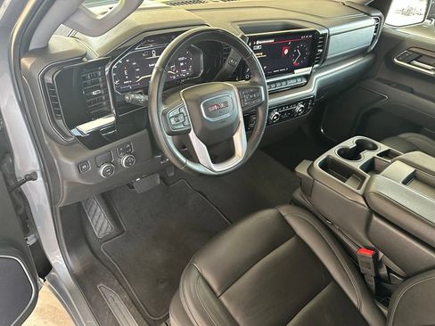 Used 2025 GMC Sierra 1500 SLT RWD image 12