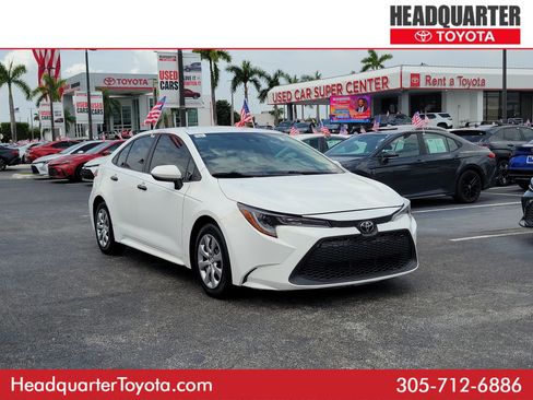 Used 2021 Toyota Corolla LE FWD image 1