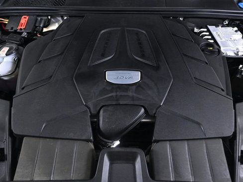 Certified 2023 Porsche Cayenne image 25