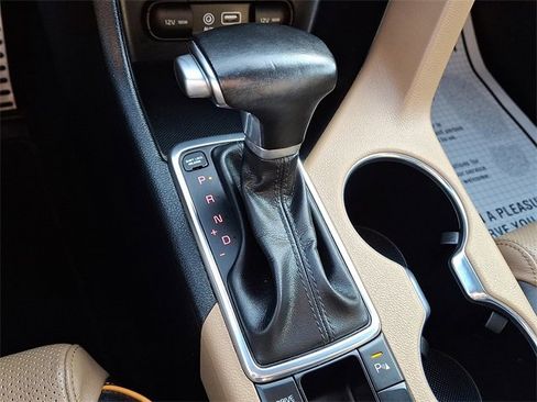 Certified 2018 Kia Sportage SX image 15