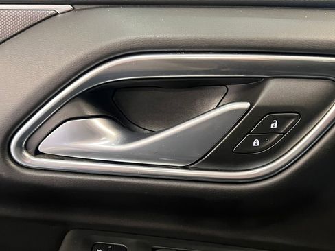 Used 2022 Chevrolet Tahoe RST w/ Luxury Package image 35