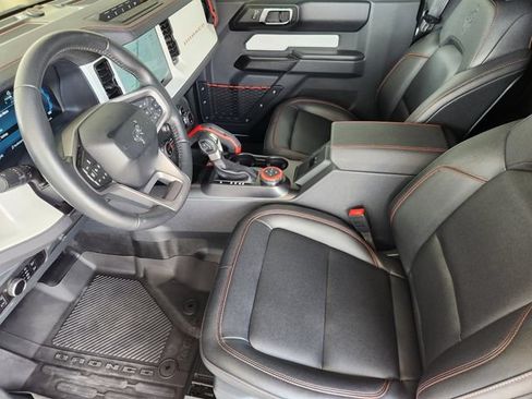 Used 2025 Ford Bronco Stroppe Edition AWD/4WD image 4