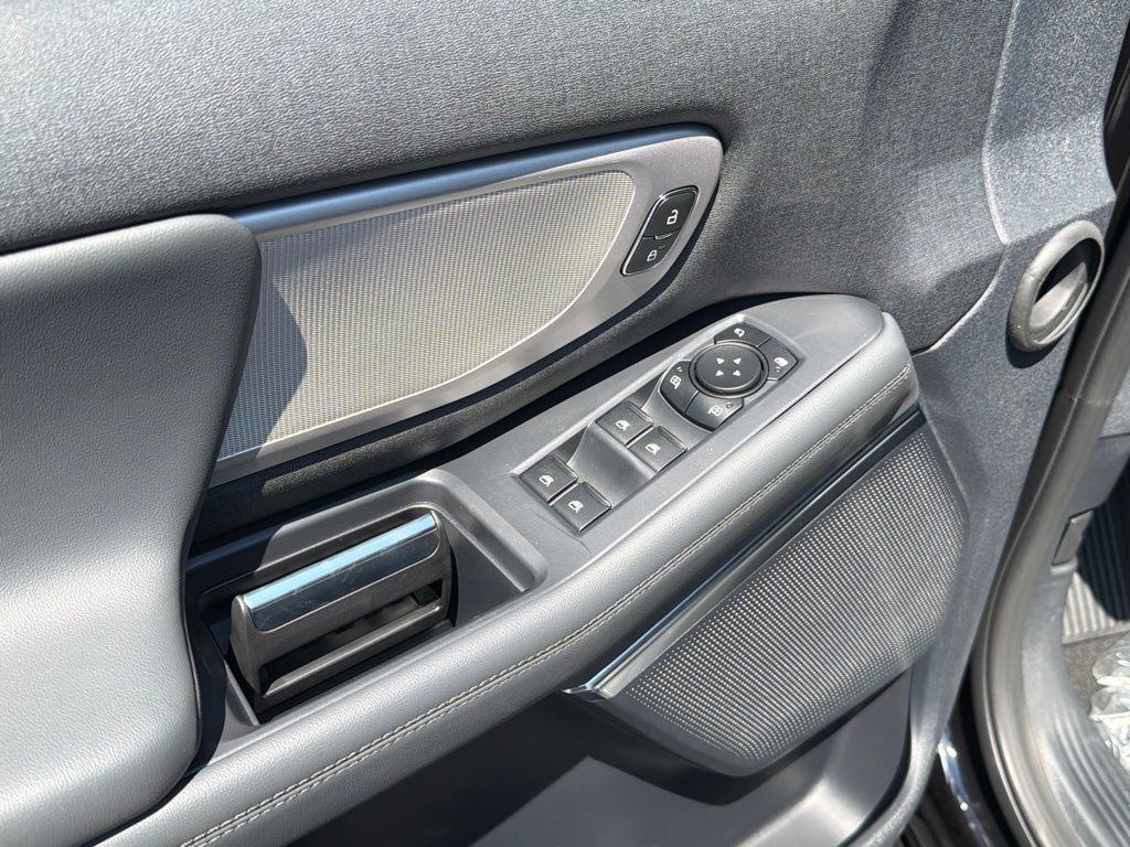New 2027 Ford Expedition Max Active RWD image 7