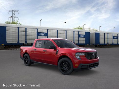 New 2025 Ford Maverick XLT w/ XLT Luxury Package AWD/4WD image 7