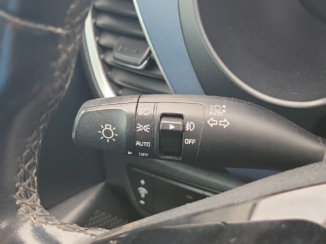 Used 2021 Kia Seltos S FWD image 13