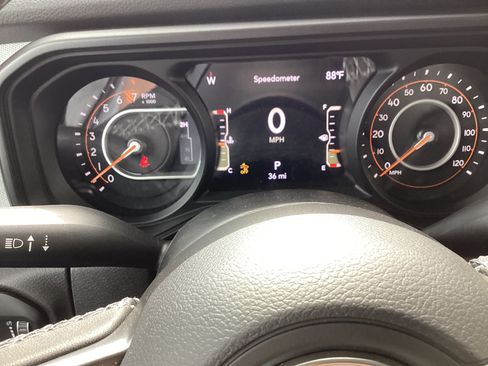New 2026 Jeep Gladiator Sport AWD/4WD image 16