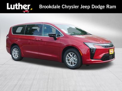 New 2027 Chrysler Pacifica Select