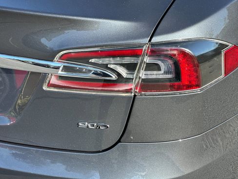 Used 2016 Tesla Model S 90D image 30