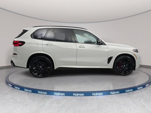 New 2026 BMW X5 xDrive40i w/ M Sport Package AWD/4WD image 4