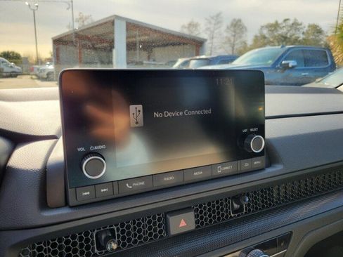 Used 2025 Honda CR-V EX image 18