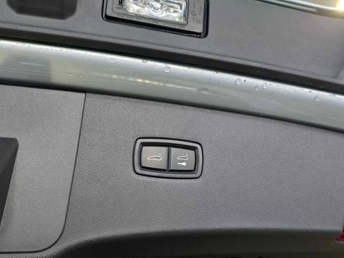 Used 2024 Porsche Cayenne Coupe image 20